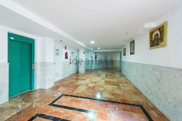 Puerta Del Sol Trm Only Adults Aparts Торремолінос Екстер'єр фото